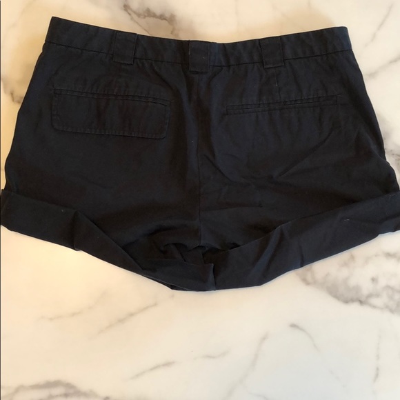 Club Monaco Cuff Shorts, Size 0 - Picture 4 of 5